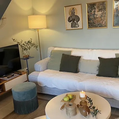Le Clos Du Moulin 2 - Home 3 Bedroom, Garden, Near Avignon, In Provence (Adults Only) Entraigues-sur-la-Sorgue Quarto foto